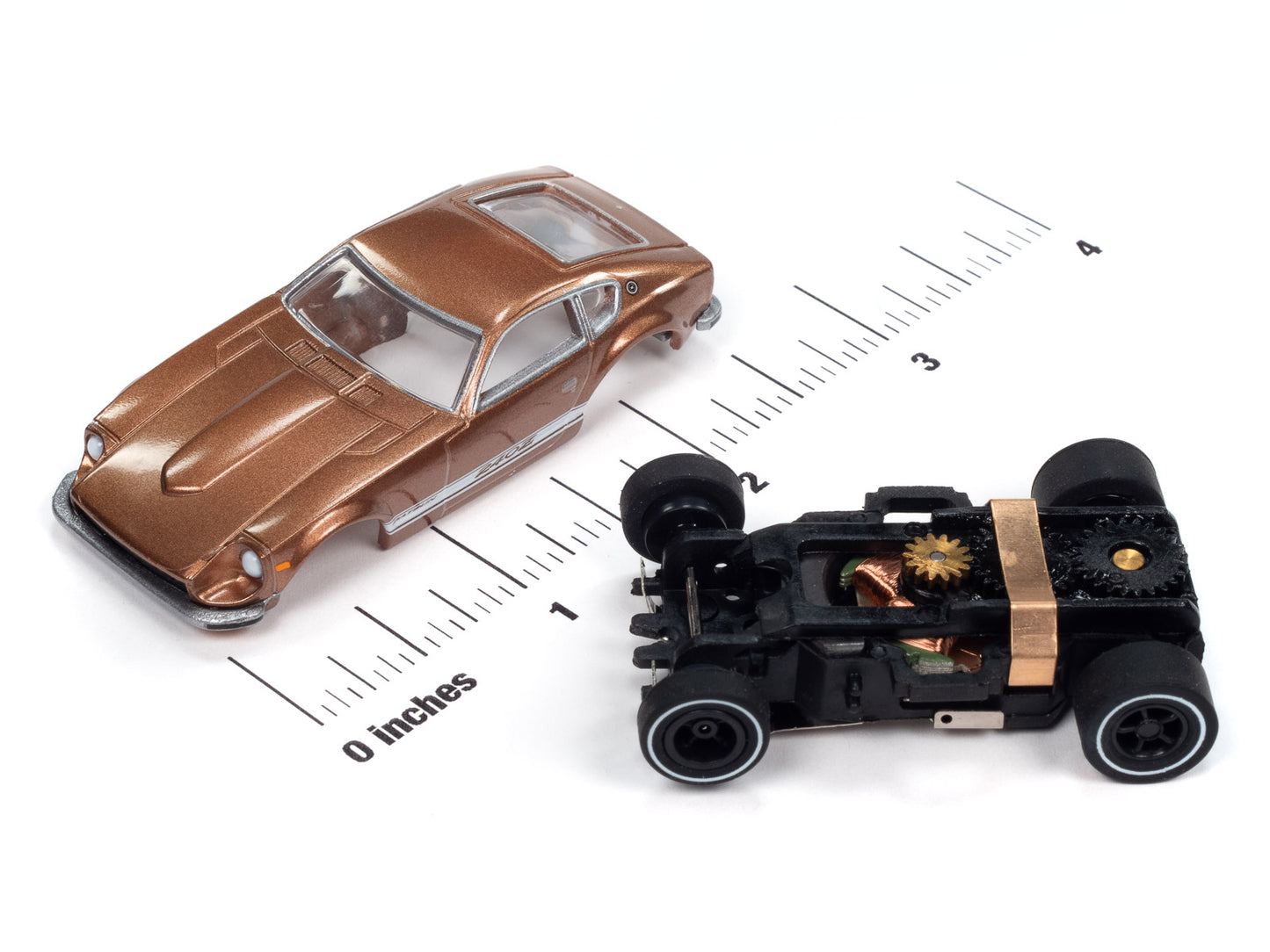 1973 Datsun 240z – Brown
Auto World XTraction Chassis