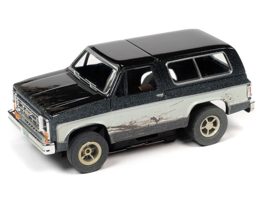 Auto World Slot Cars, Off Road Series - 1977 Chevy Blazer - Release 1 2022 - Version B